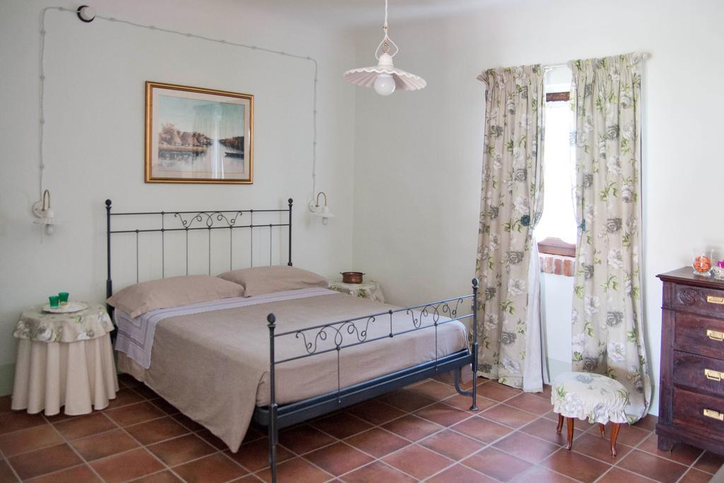 B&B Il Giarolo Cameriano Habitación foto